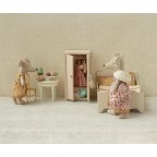 koka gulta, mouse, off white