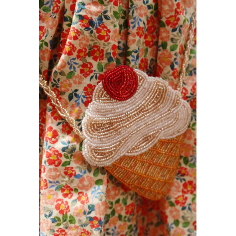 Pērļu maciņš ar siksniņu saldējuma formā, multi 