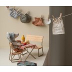 Pele, Hiker, Big brother, thin stripes