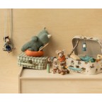 Pele, Hiker, Big brother, thin stripes