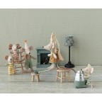 Galds un krēsls, Mouse