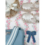 Svētku sandales, PEARL