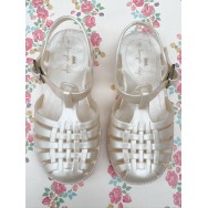 Svētku sandales, PEARL