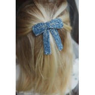 Svētku pērļu matu sprādze, Bow, ASHLEY BLUE