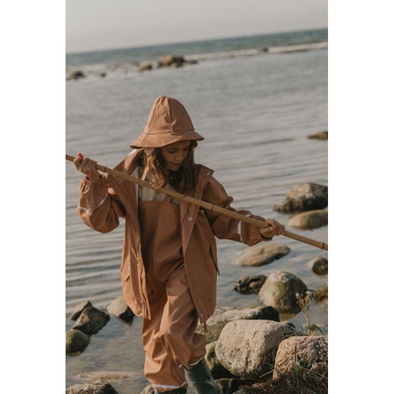 Lietus jaka, SORREL CHESTNUT