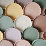 Silikona šķīvis ar piesūcekni, Classic, BLUSH