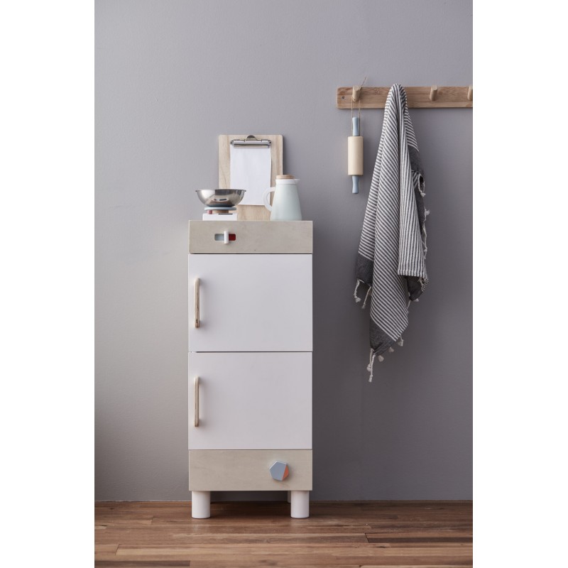 Ledusskapis ar saldētavu, KIDS HUB